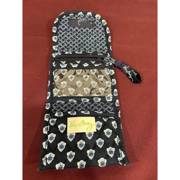 Vera Bradley Tri Fold Blue Floral Quilted Snap Wallet  5.5" x 4.5" - Picture 2 of 4